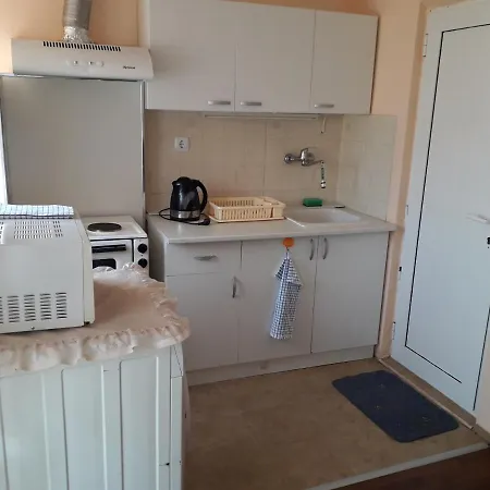 Ganz Real Estate Sarafovo 4 ホームステイ ブルガス