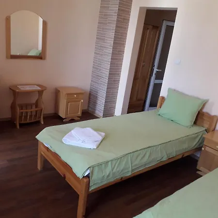 Ganz Real Estate Sarafovo 4 ホームステイ