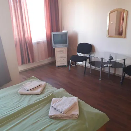 Ganz Real Estate Sarafovo 4 民宿 布尔加斯